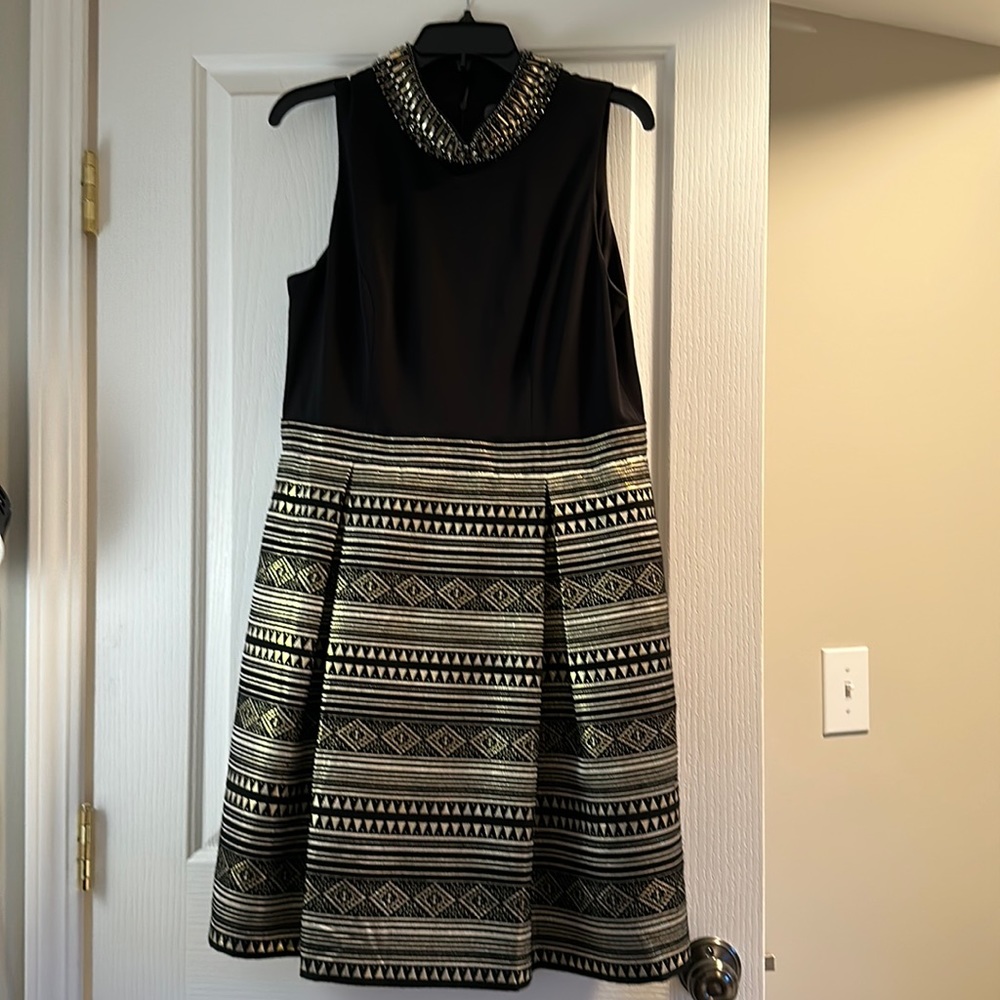 Vince Camuto Black and Gold Dress (size 14)